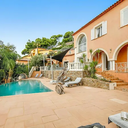 Prázdninový dům Provence With Sea View In *